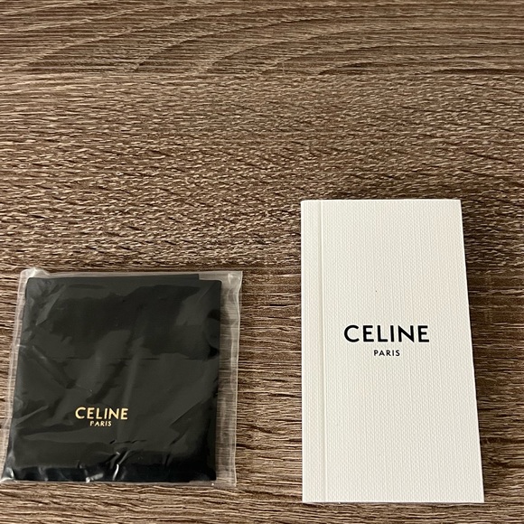 Celine - Picture 5 of 6